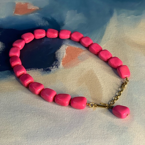 60's Vintage Crown TRIFARI Magenta Chicklet Beaded Demi Necklace RARE - Picture 1 of 6